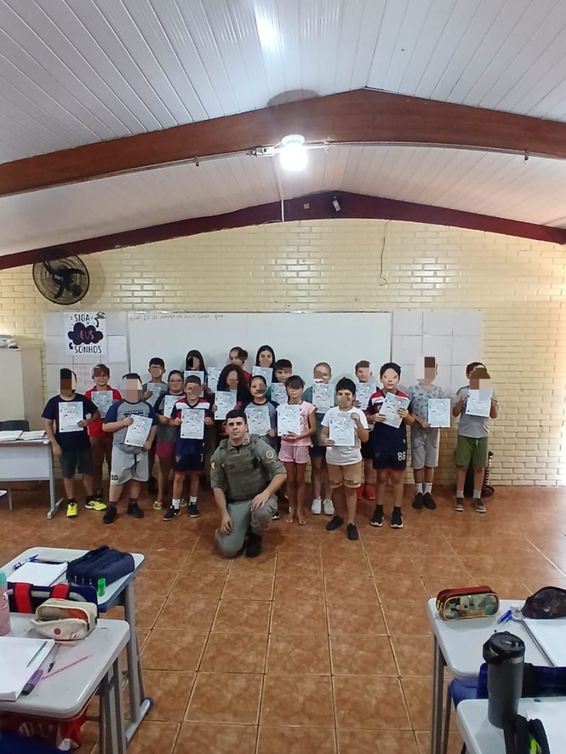 Sd Rigoli com alunos