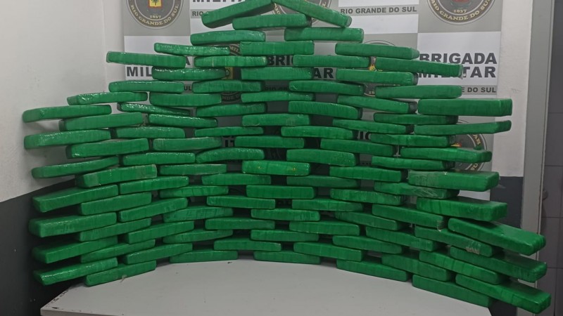 A Brigada Militar apreendeu aproximadamente 100 quilos de maconha em Caxias do Sul