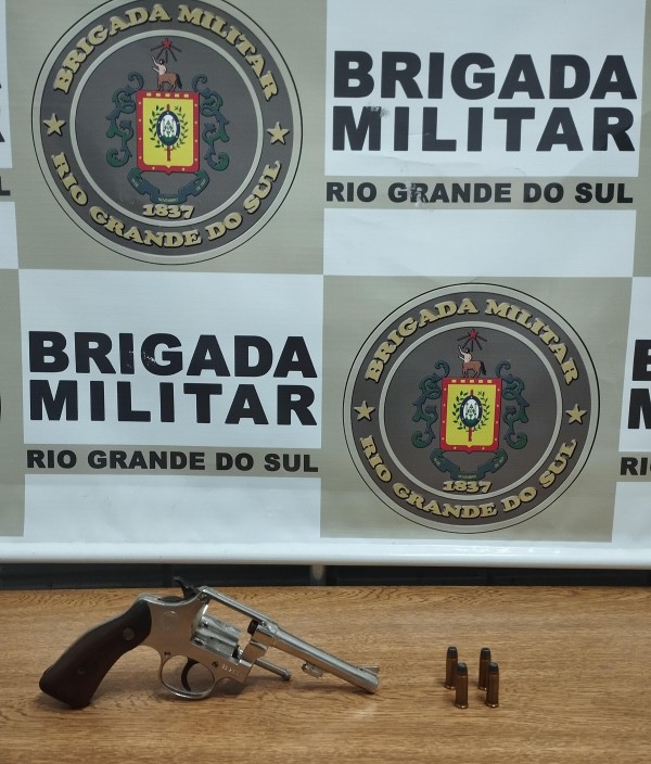 Arma apreendida pela BM em roubo de veículo
