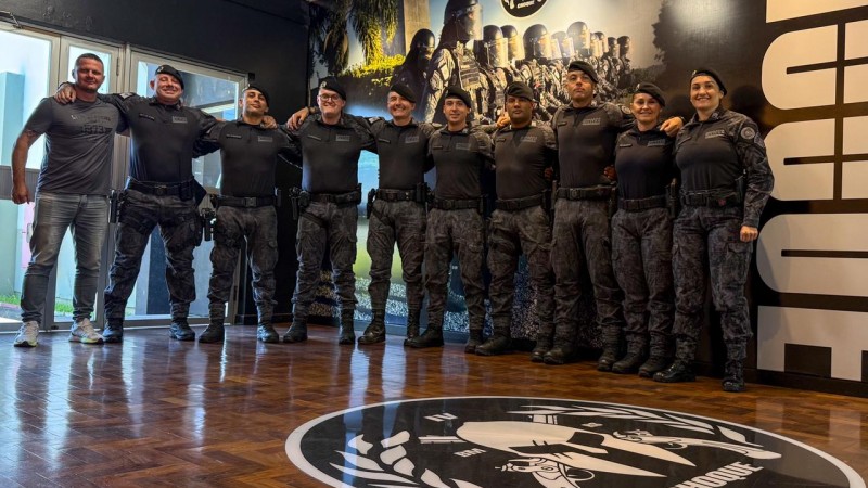 RECEP&Ccedil;&Atilde;O DOS NOVOS SARGENTOS DO 4&ordm; BPCHQ